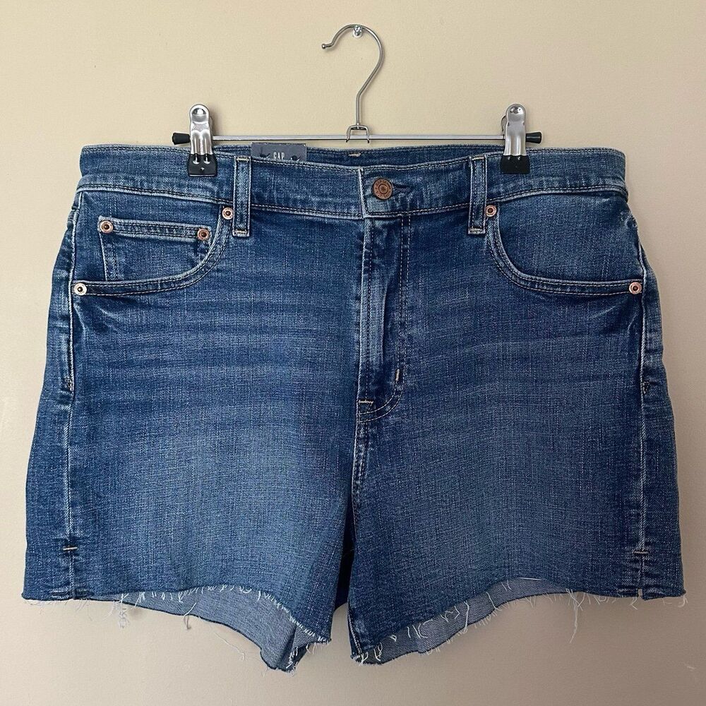 Gap 4" High Rise Denim Shorts Blue Jeans Size 32 or 14 NEW NWT
